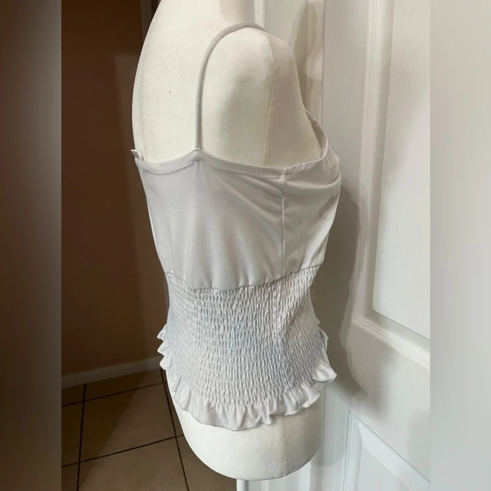 💙White tank Top - Picture 8 of 11